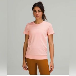 Lululemon Swiftly Relaxed Short Sleeve T-ShirtDew Pink / Dew Pink